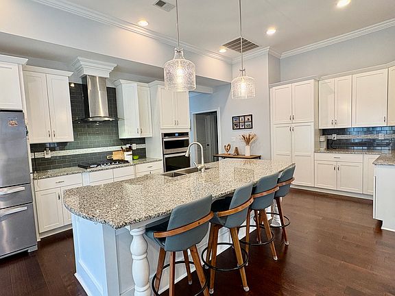 5th image of 3085 Moss Bridge Ln