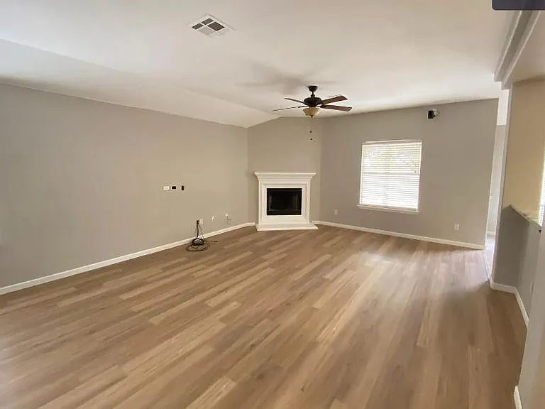 1413 Haley Gray Dr — Photo 13