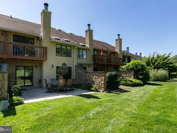 635 Niblick Ln, Wallingford, PA 19086