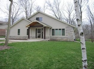 14365 W Hemlock Dr, New Berlin, WI 53151