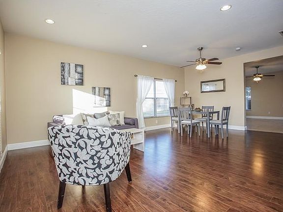 2nd image of 10221 Cypress Trail Dr
