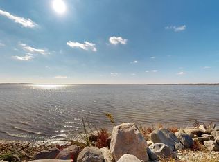 W7875 High Ridge Rd, Fort Atkinson, WI 53538