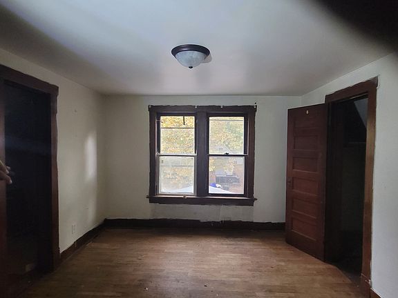 2nd image of 1908 N Union St