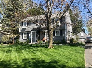 106 Longfellow Dr, Longmeadow, MA 01106