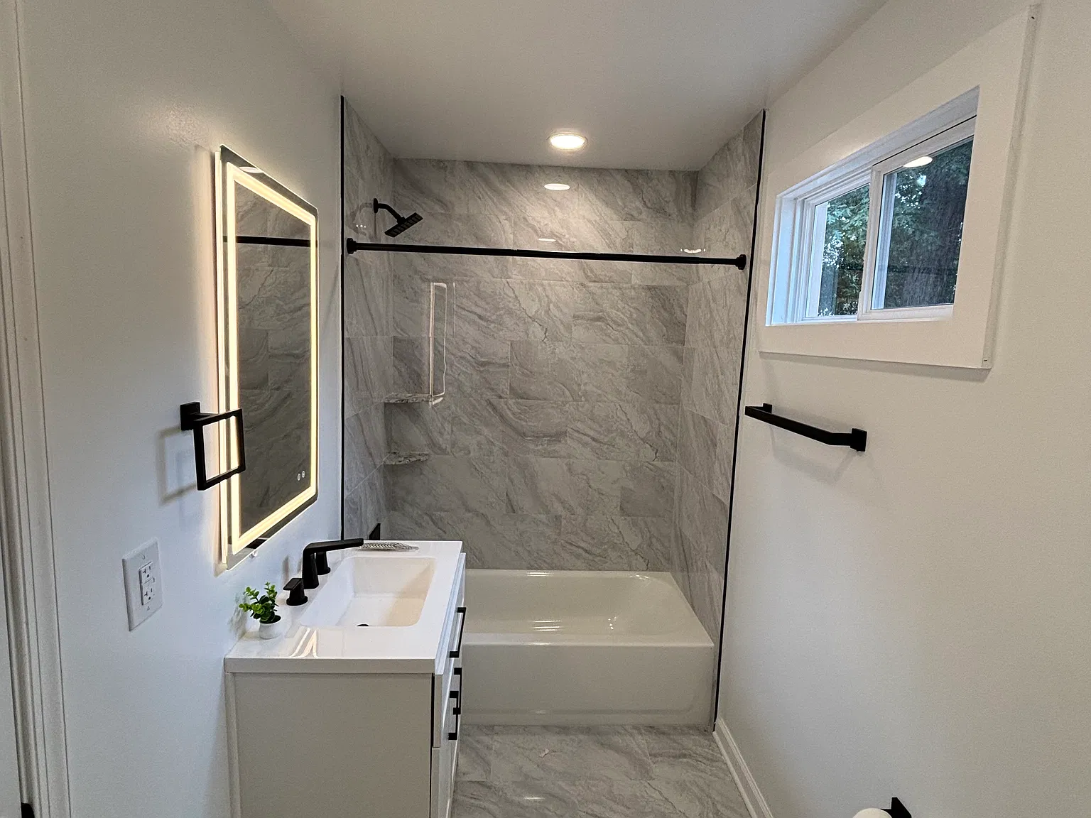 1 bed, 1926 sqft, $1,195 — Photo 1