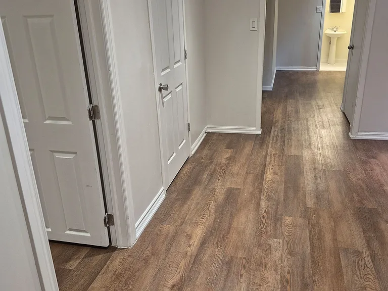 353 Brownridge Dr #LOWER — Photo 8