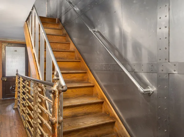 45 Peck Slip image 7 of 10