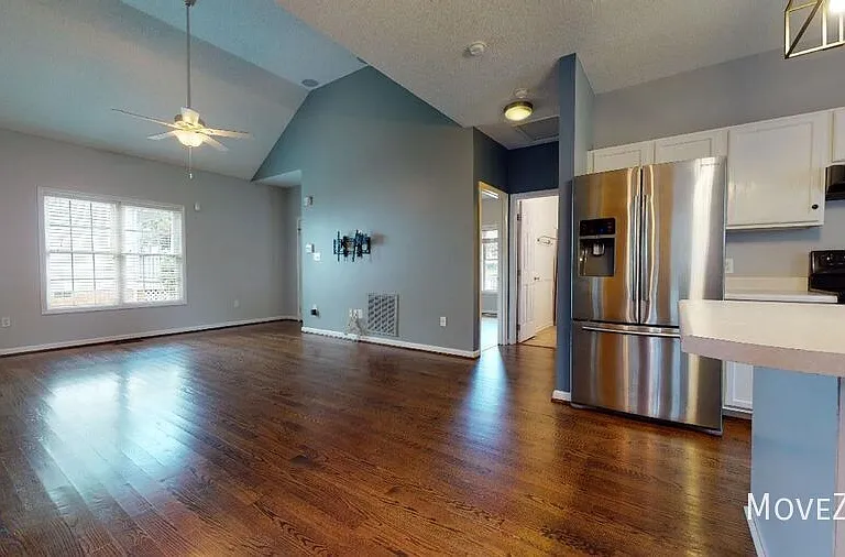 2325 K Wesley Way — Photo 13