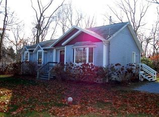 166 Fort Pond Blvd, East Hampton, NY 11937
