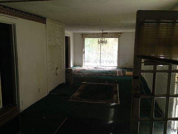 4th image of 5500 Denson Blvd