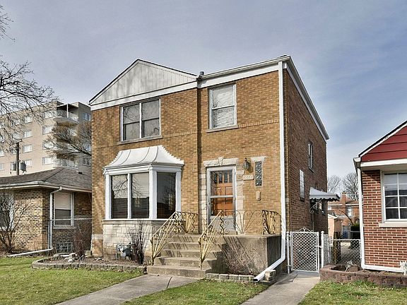 2nd image of 1616 N 74th Ave