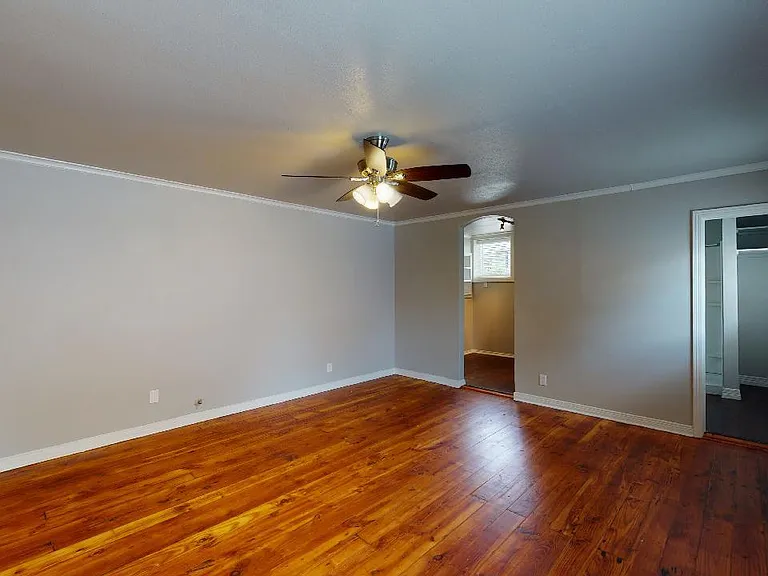 4515 Junius St — Photo 10