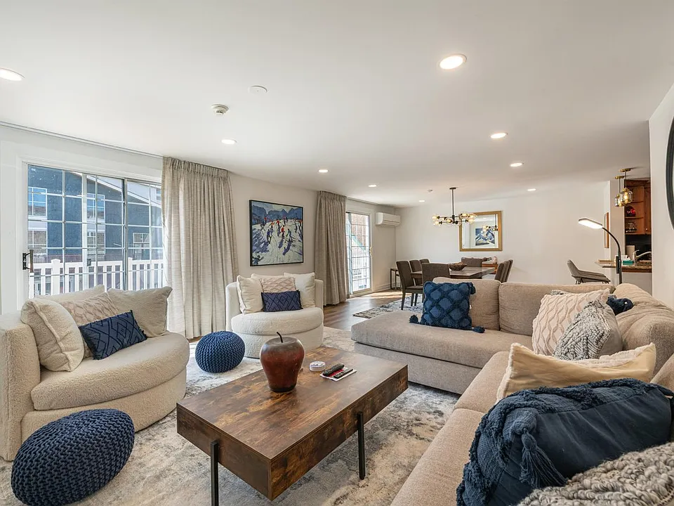 1355 Lowell Ave #5031