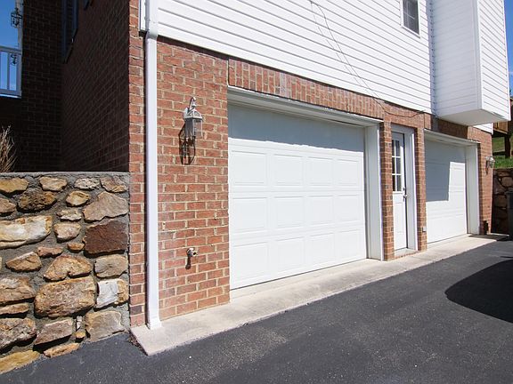 5th image of 1728 Millwood Dr