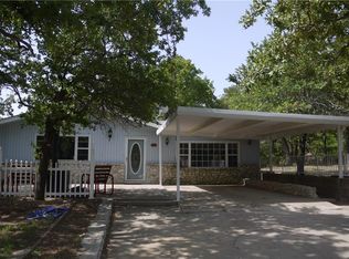 282 Oak Ridge St, Bowie, TX 76230