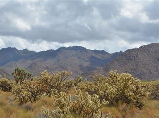 11422 Dennis Rd, Yucca, AZ 86438