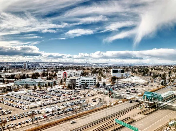 3820 Brentwood Rd NW #1607, Calgary, AB T2L 2L5
