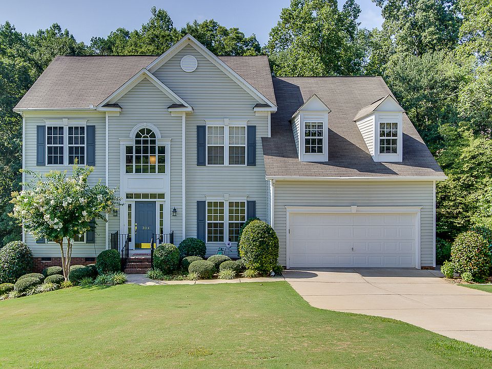 1st image of 304 Cedar Berry Ln