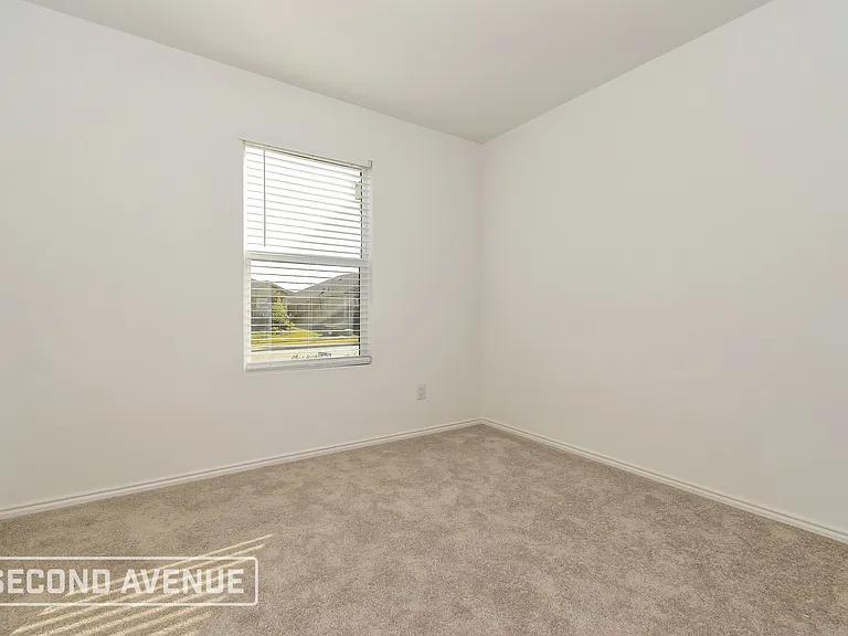 1913 Lotus St — Photo 15
