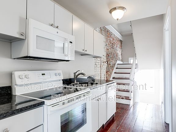 4th image of 213 N 18th St APT 3