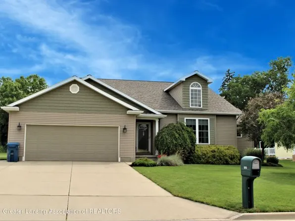 1373 Kristina Dr, Charlotte, MI 48813