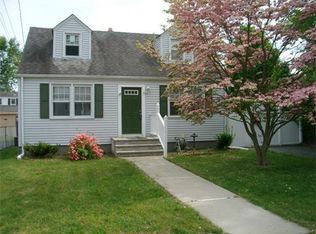 9 Dorothy St, Spotswood, NJ 08884
