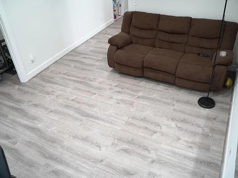 22300 SE 43rd Pl — Photo 32