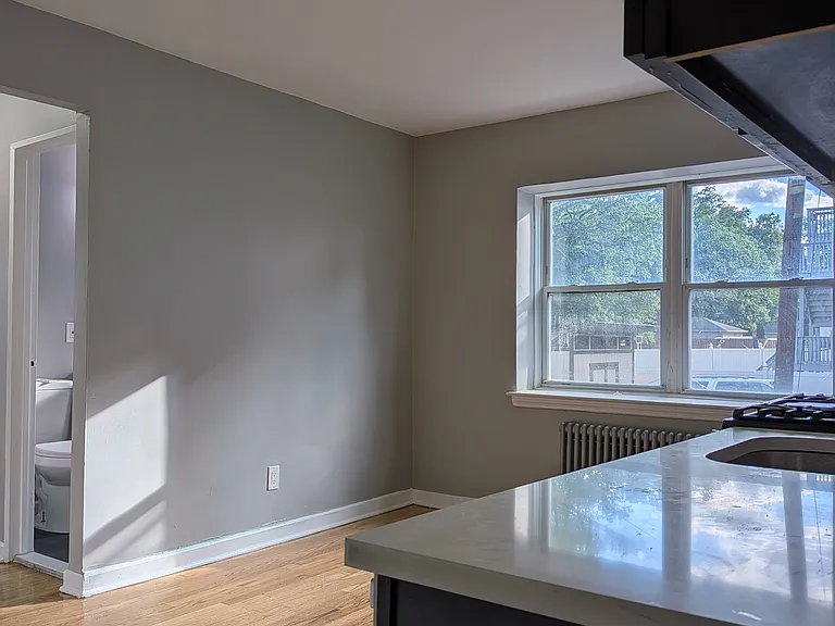 836 Jersey Ave #10 — Photo 13