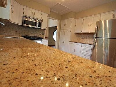 3rd image of 920 Blackwell Ct