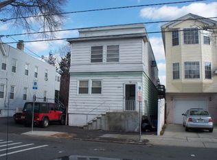 299-301 N 10th St, Newark, NJ 07107