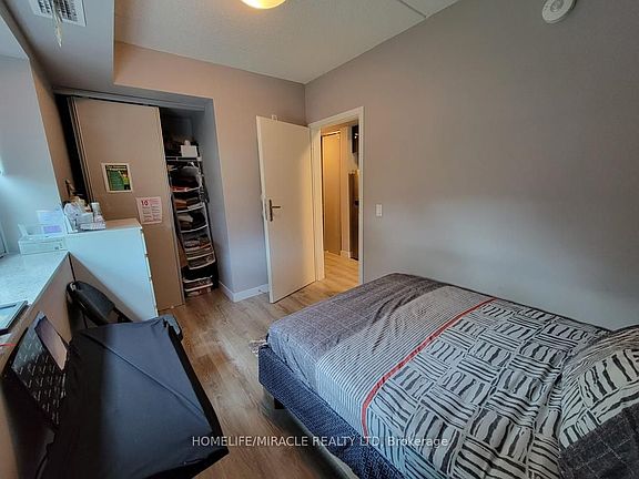 2nd image of 250 Albert St #207