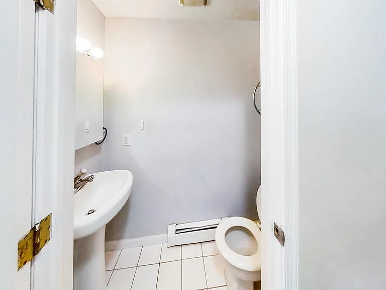 35 Juniper St #1 — Photo 11