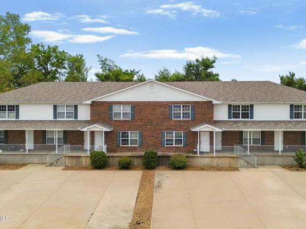 411 Kensington Park, Jefferson City, MO 65109
