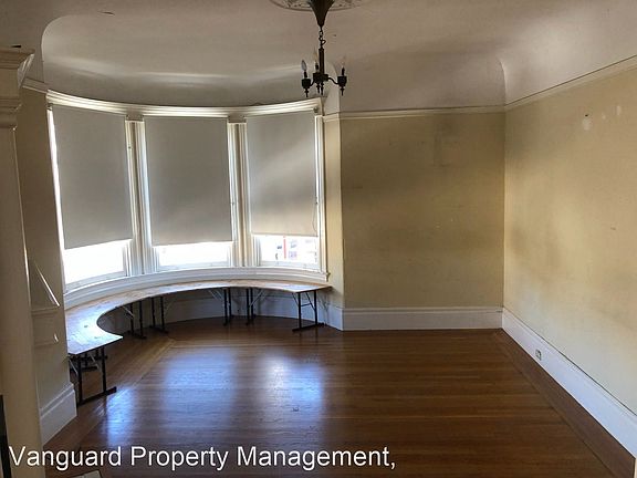 2nd image of 603 Clayton St
