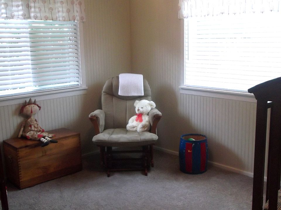 Bedroom 2 - newer carpet