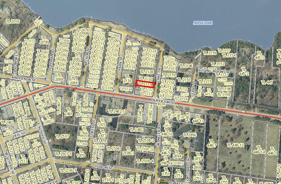 2nd image of ON LAKE DR