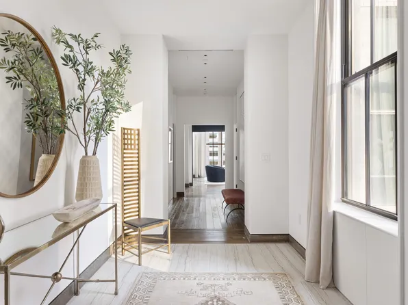 111 West 57th Street image 33 of 34