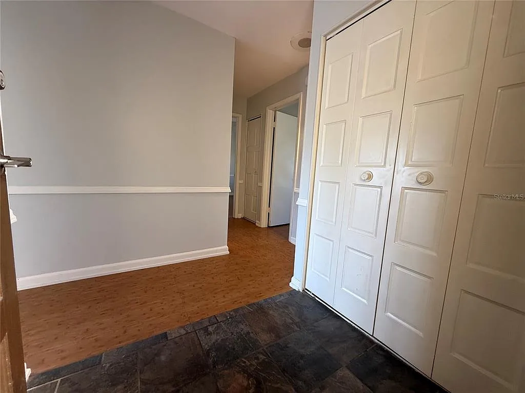 2 bed, 2.0 bath, 1100 sqft, $2,000 — Photo 4