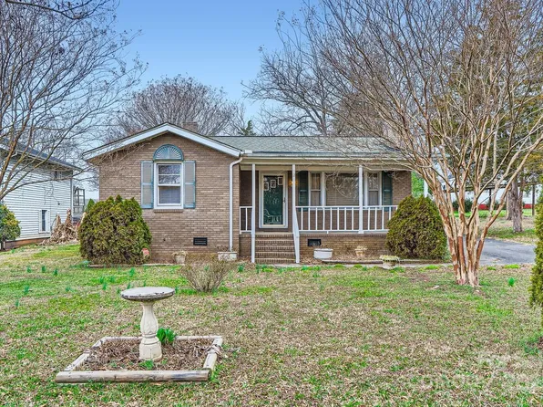 12 Roberta Rd SW, Concord, NC 28027