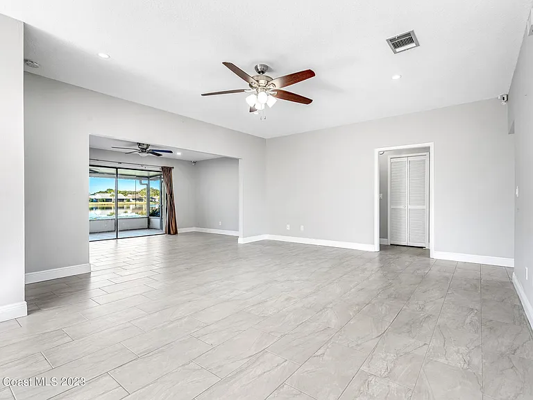 1080 Park Ridge Pl — Photo 13