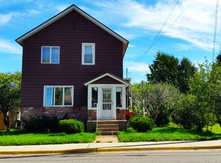 353 S Pine St, Ishpeming, MI 49849
