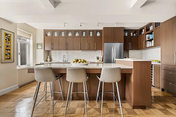 Sold by Corcoran | media 3