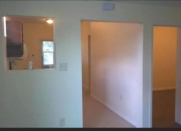 4th image of 339 1st St Floor 2