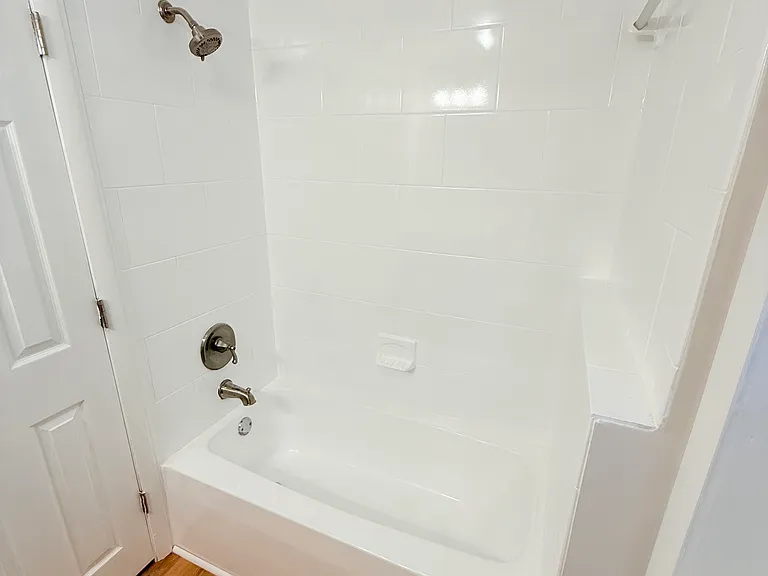 324 N 18th St #1 — Photo 9