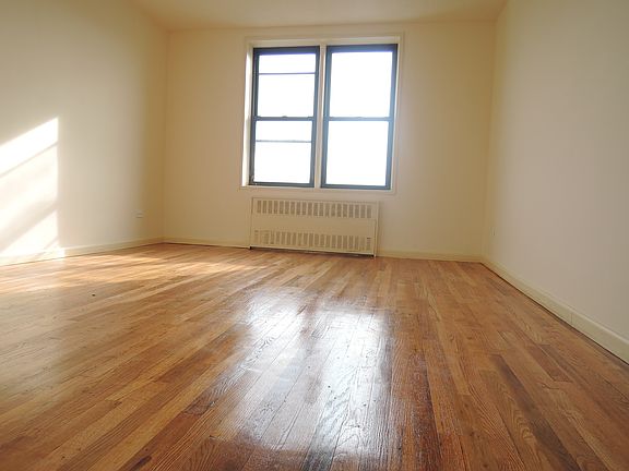 5th image of 3206 30th Ave