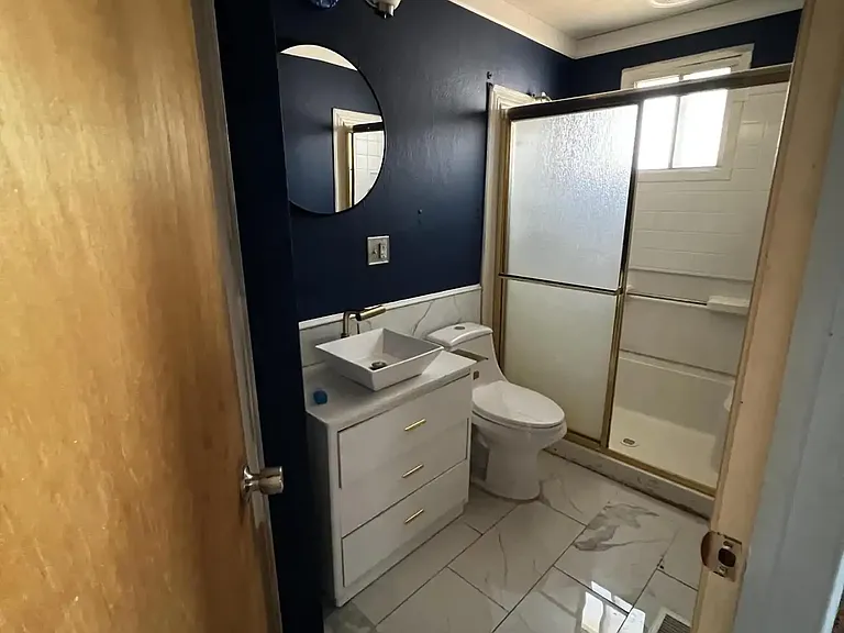 645 Churchill St — Photo 14