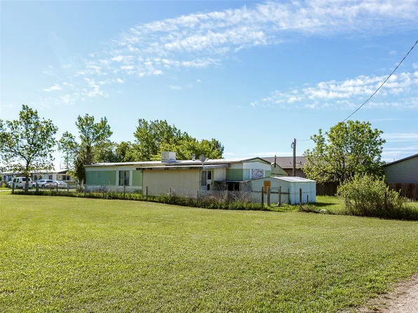 610 3rd Ave SW, Choteau, MT 59422
