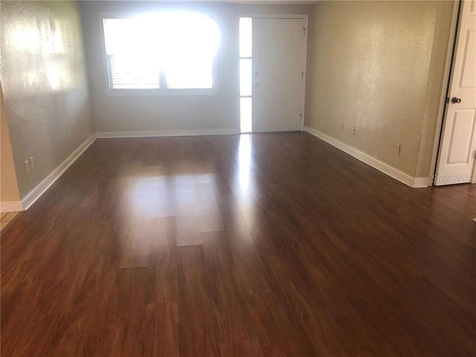 2nd image of 5844 Lanate Ave