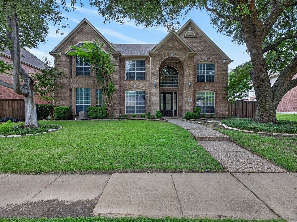 1st image of 402 Montclair Dr