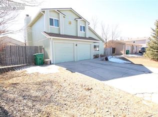 938 Rancher Dr, Fountain, CO 80817